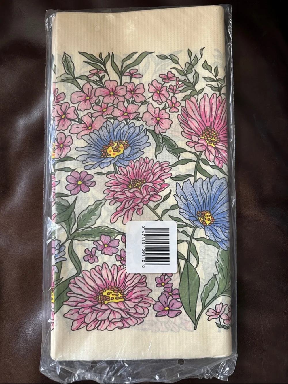 NWT Floral Spring Party Supplies Bundle